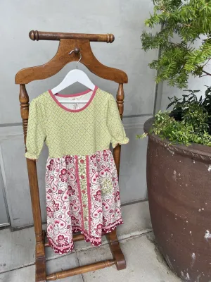 (10) NWT Paisley Fit and Flare Dress