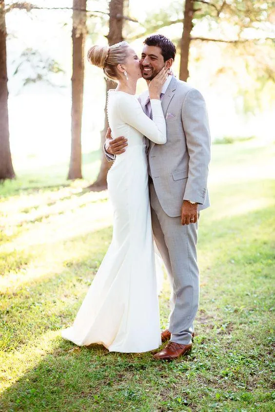 2019 Spring Simple Wedding Dress with Long Sleeves