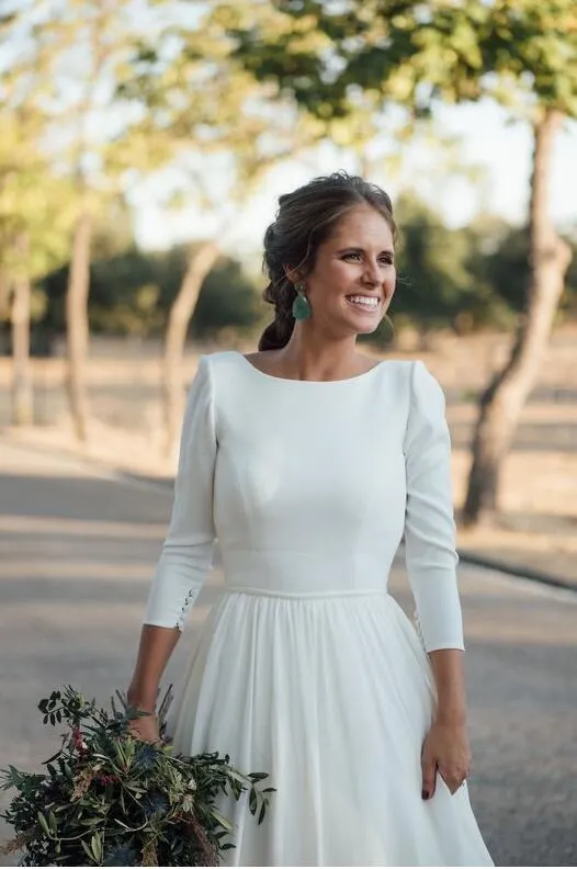 2021 Simple Outdoor Bridal Dress with 3/4 Sleeves