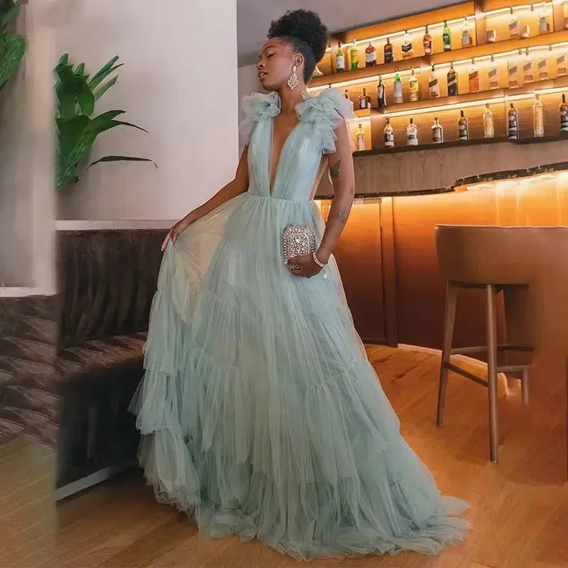 A Line Layered Tulle Prom Dresses Sexy V-Neck Evening Gowns Cap Sleeves Floor Length Formal Wedding Party Dress