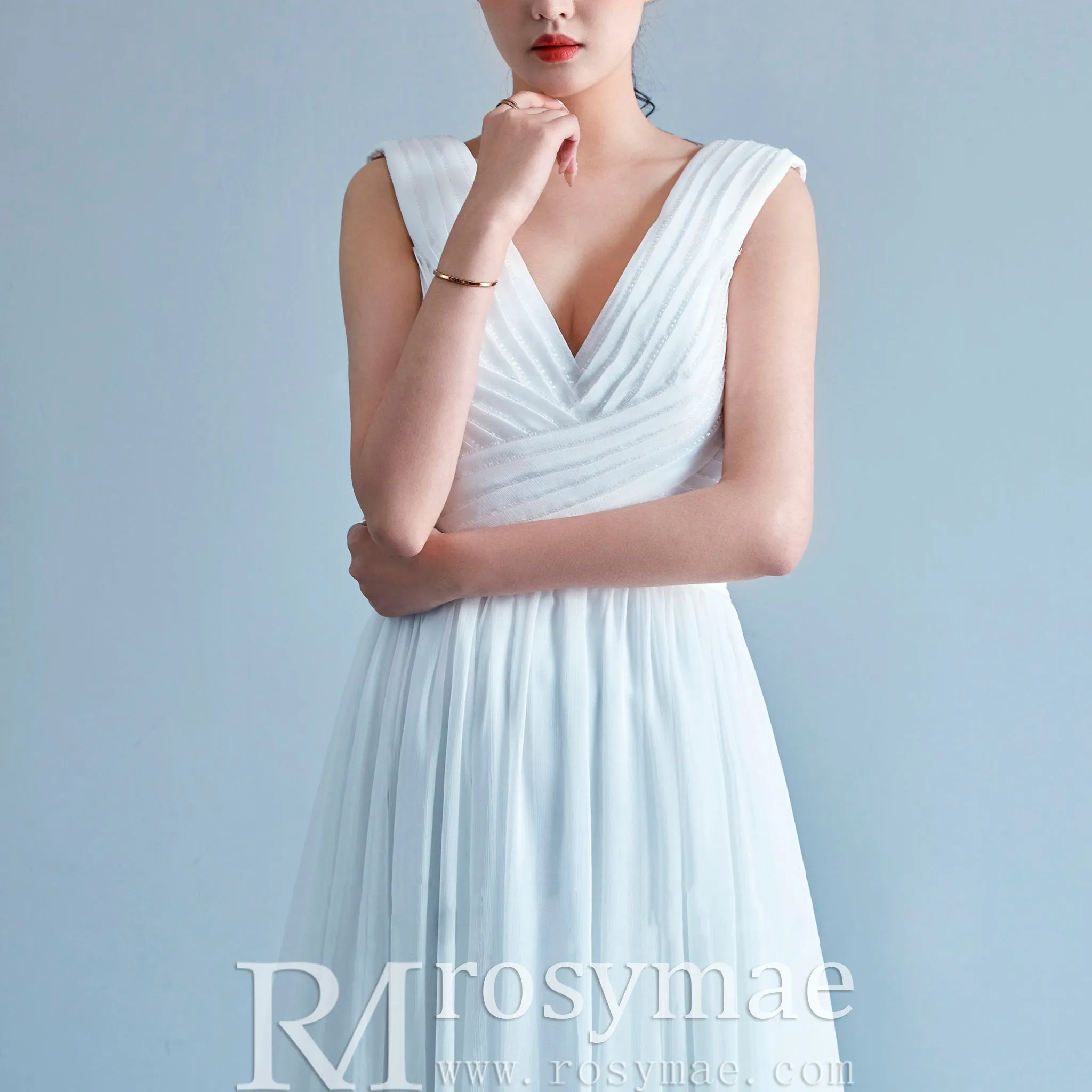 A-line Princess Chiffon V-neck Wedding Dresses with Tank Top
