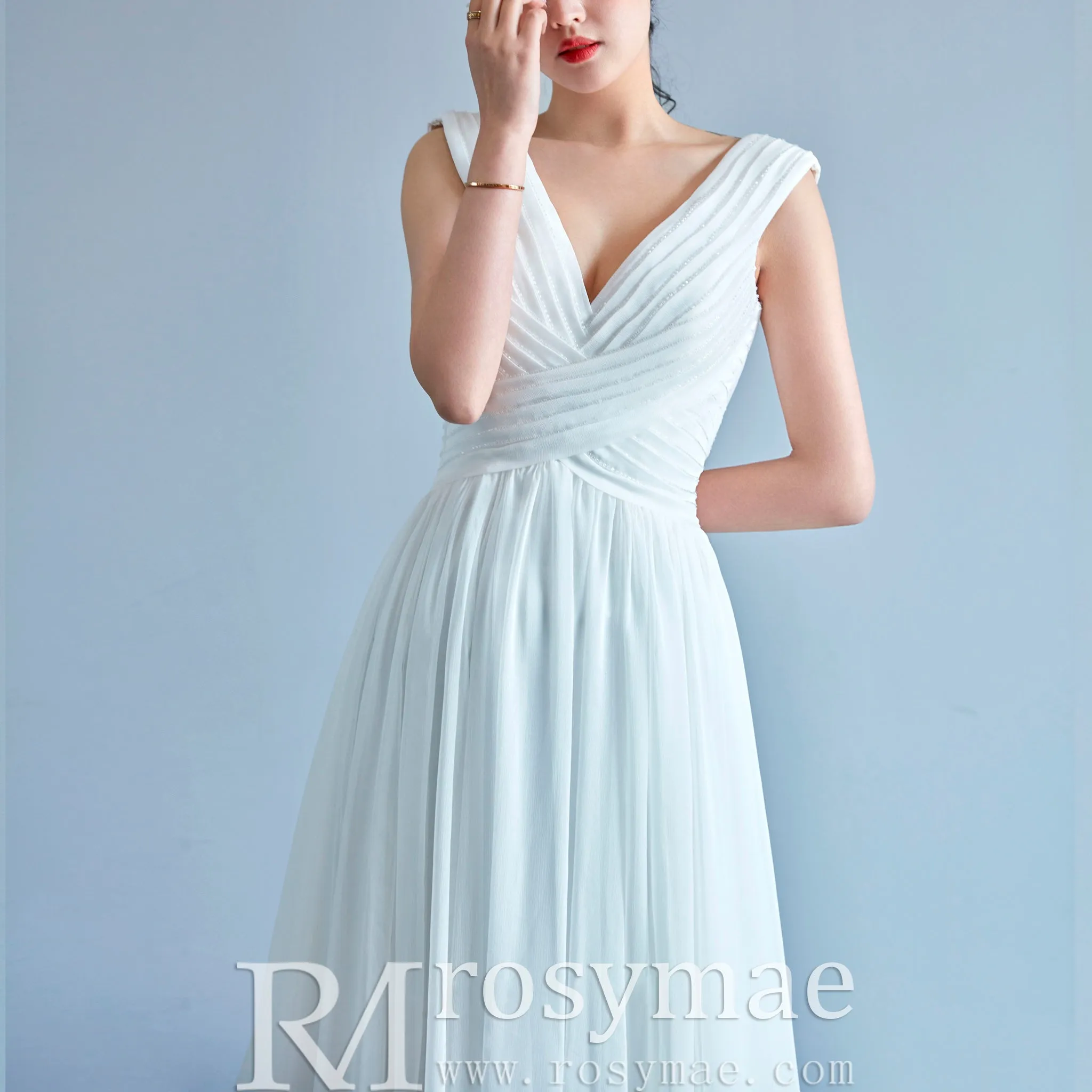 A-line Princess Chiffon V-neck Wedding Dresses with Tank Top