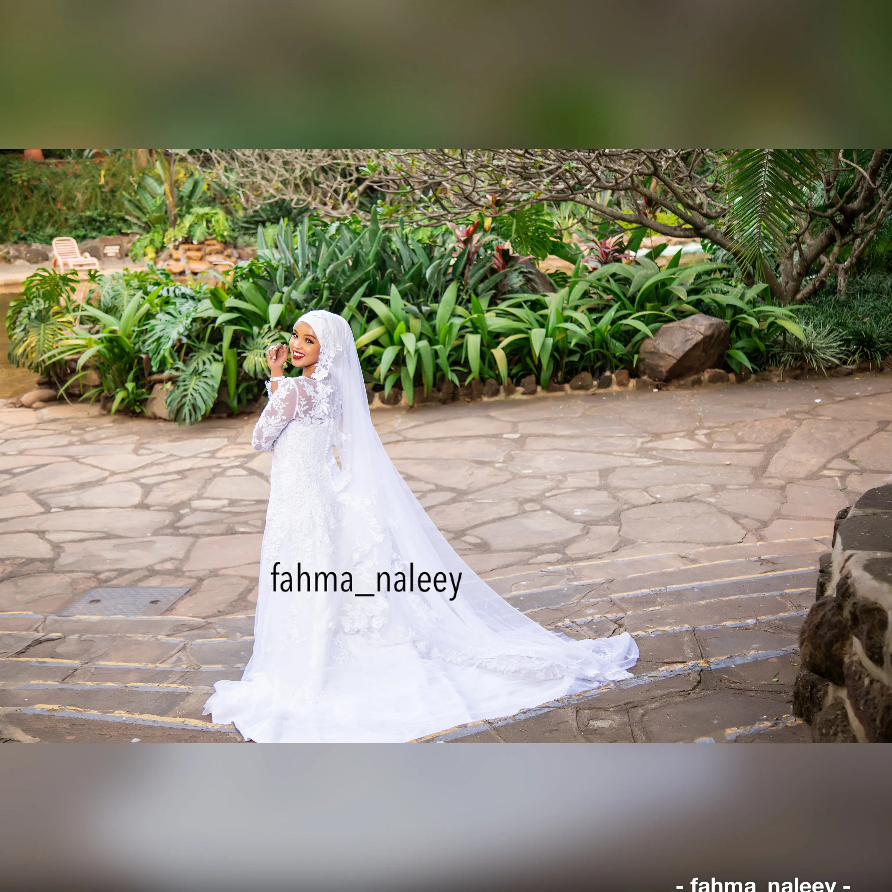 A line Wedding dress