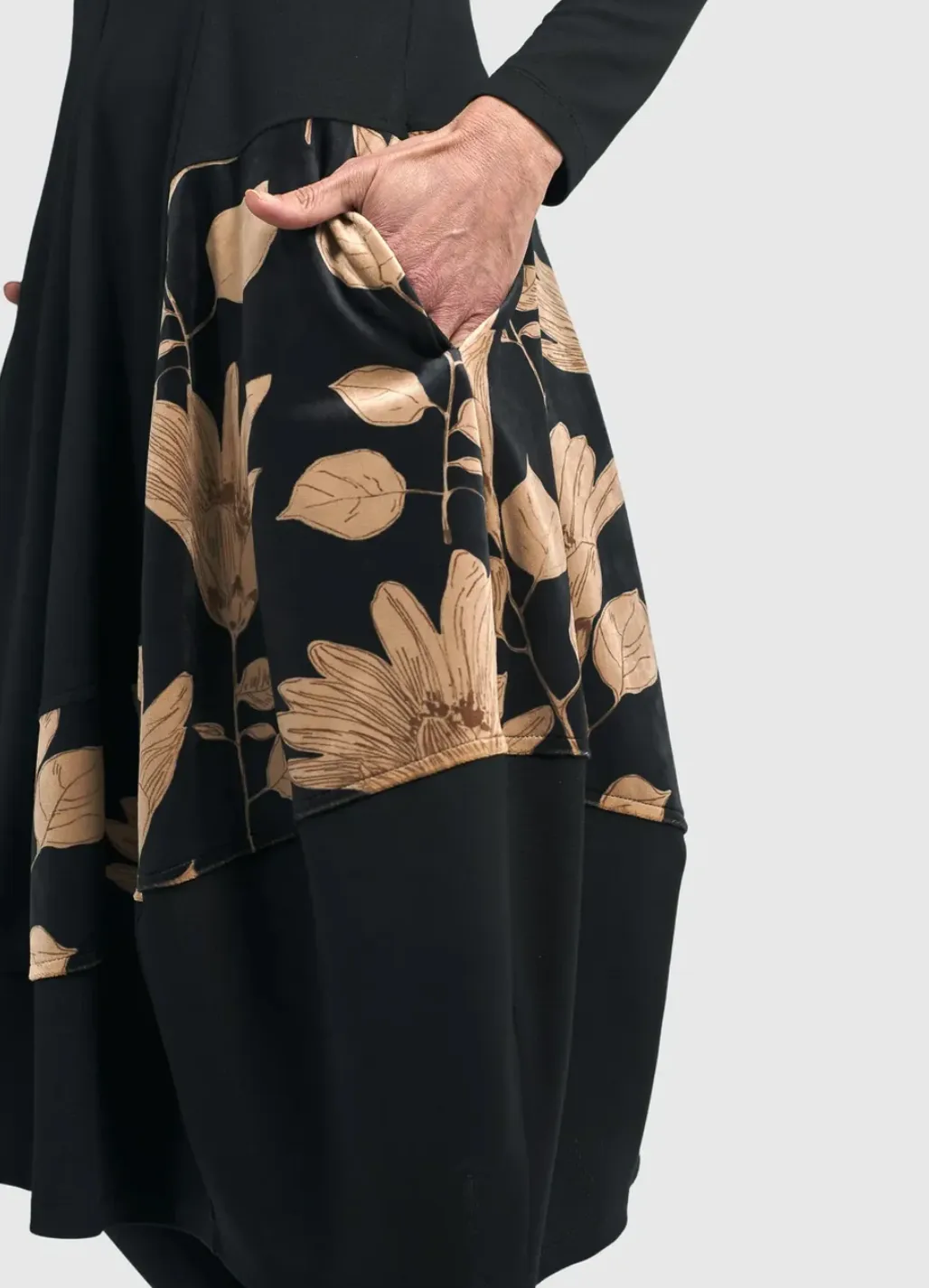 Alembika Cherie Crew Cocoon Dress