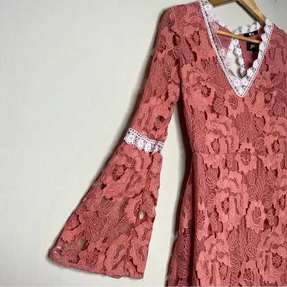 Alexia Admore Pink Contrast Crochet Lace Fit &amp; Flare Mini Dress Size XS