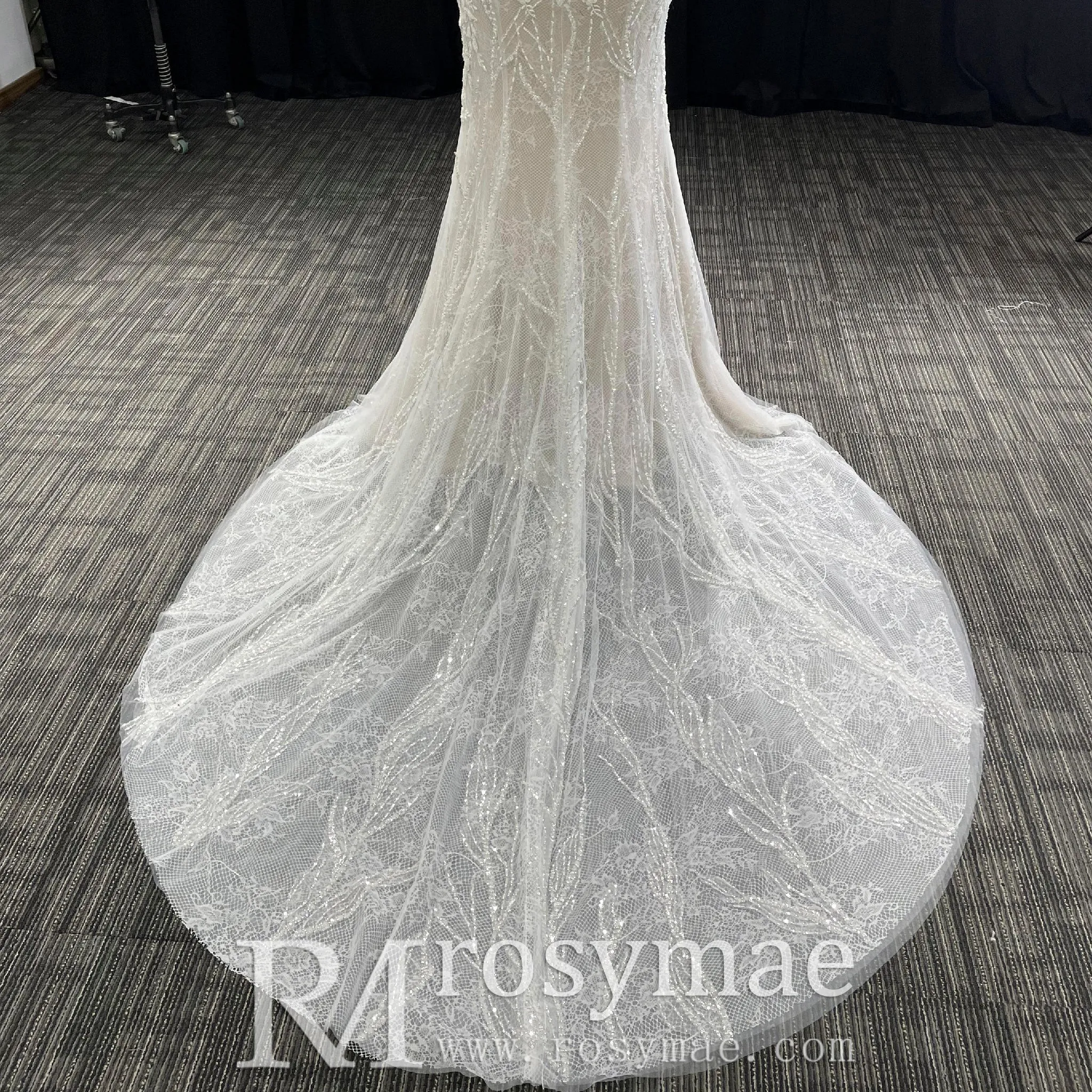 Asymmetrical Neckline Mermaid Wedding Dresses & Gowns