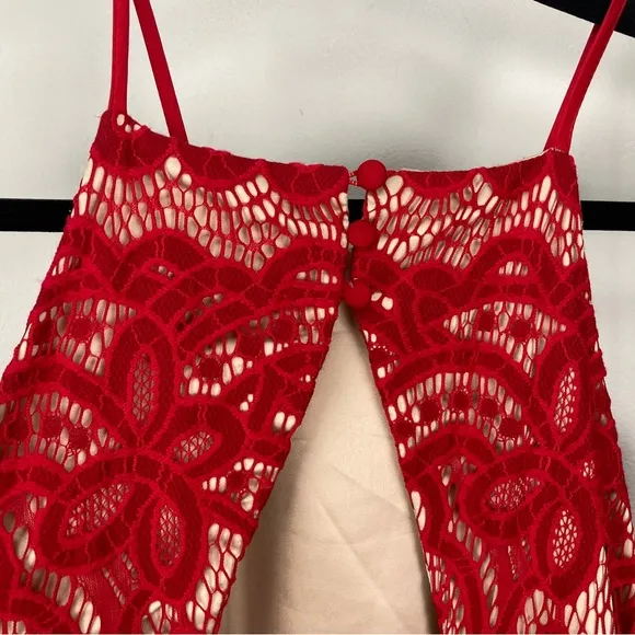 Bardot Mila Lace Midi Dress