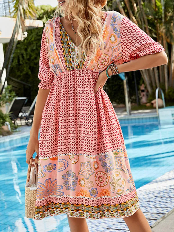 Boho Midi Dress with Floral Print and V-Neckline