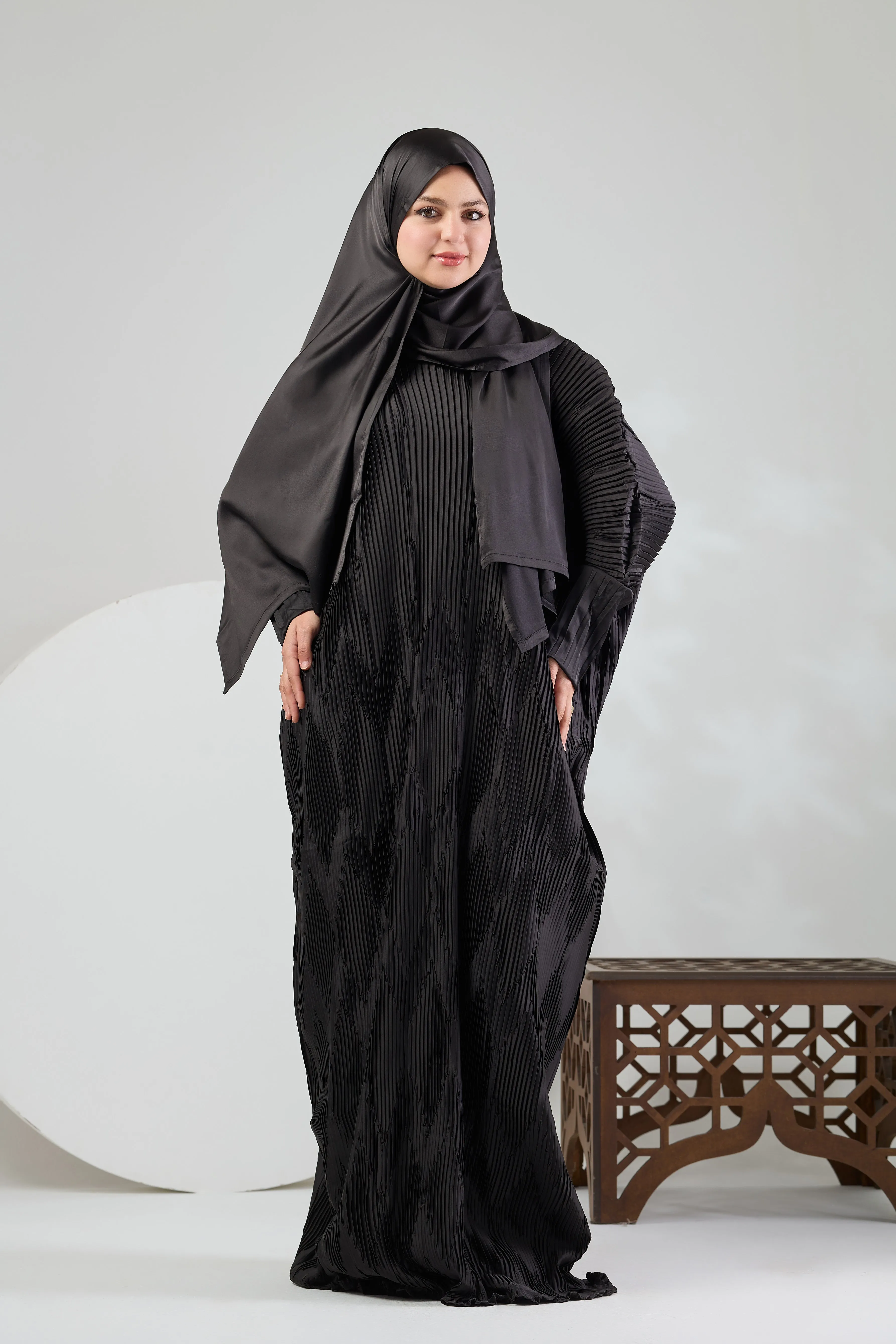 Butterfly pleated satin Black