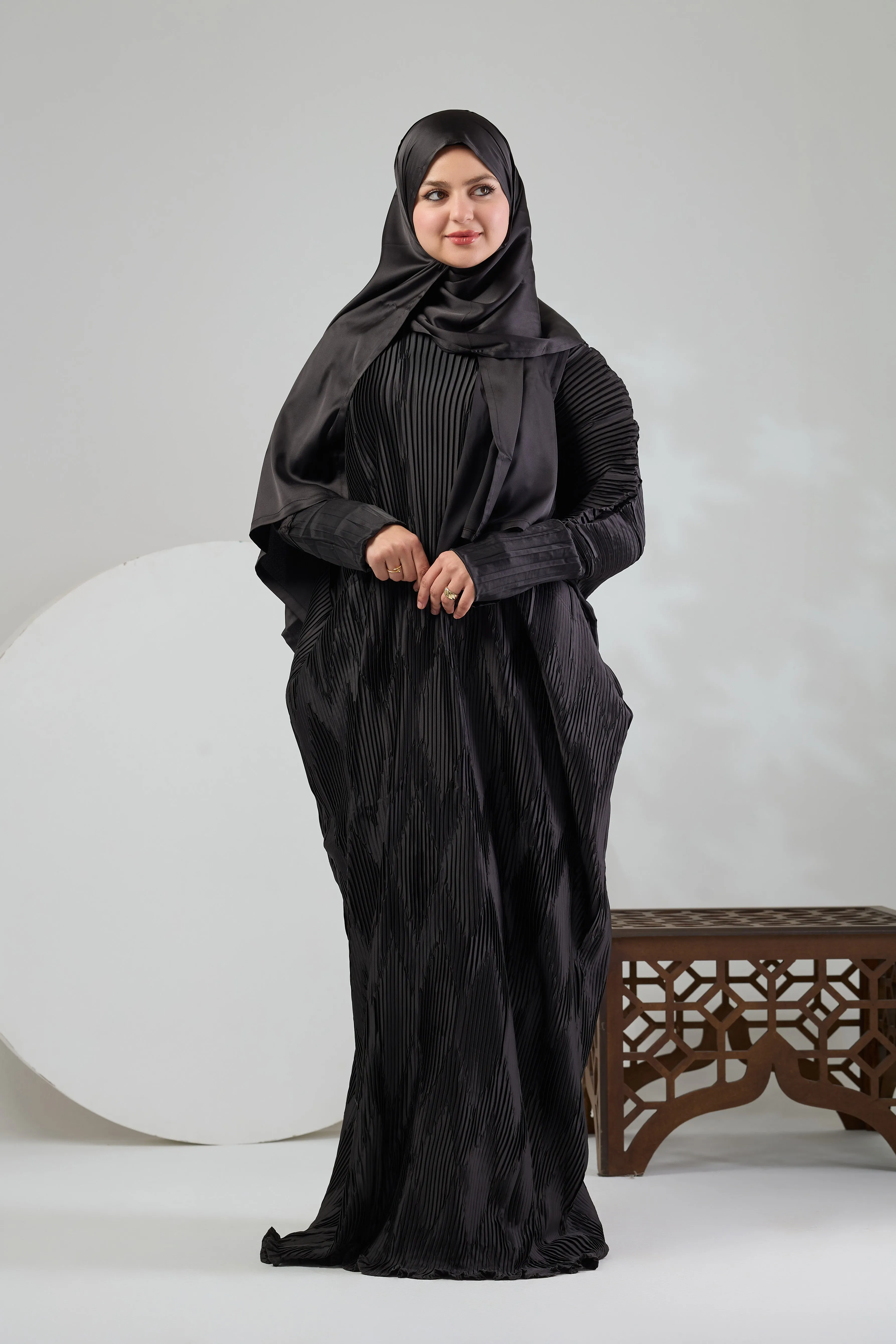 Butterfly pleated satin Black