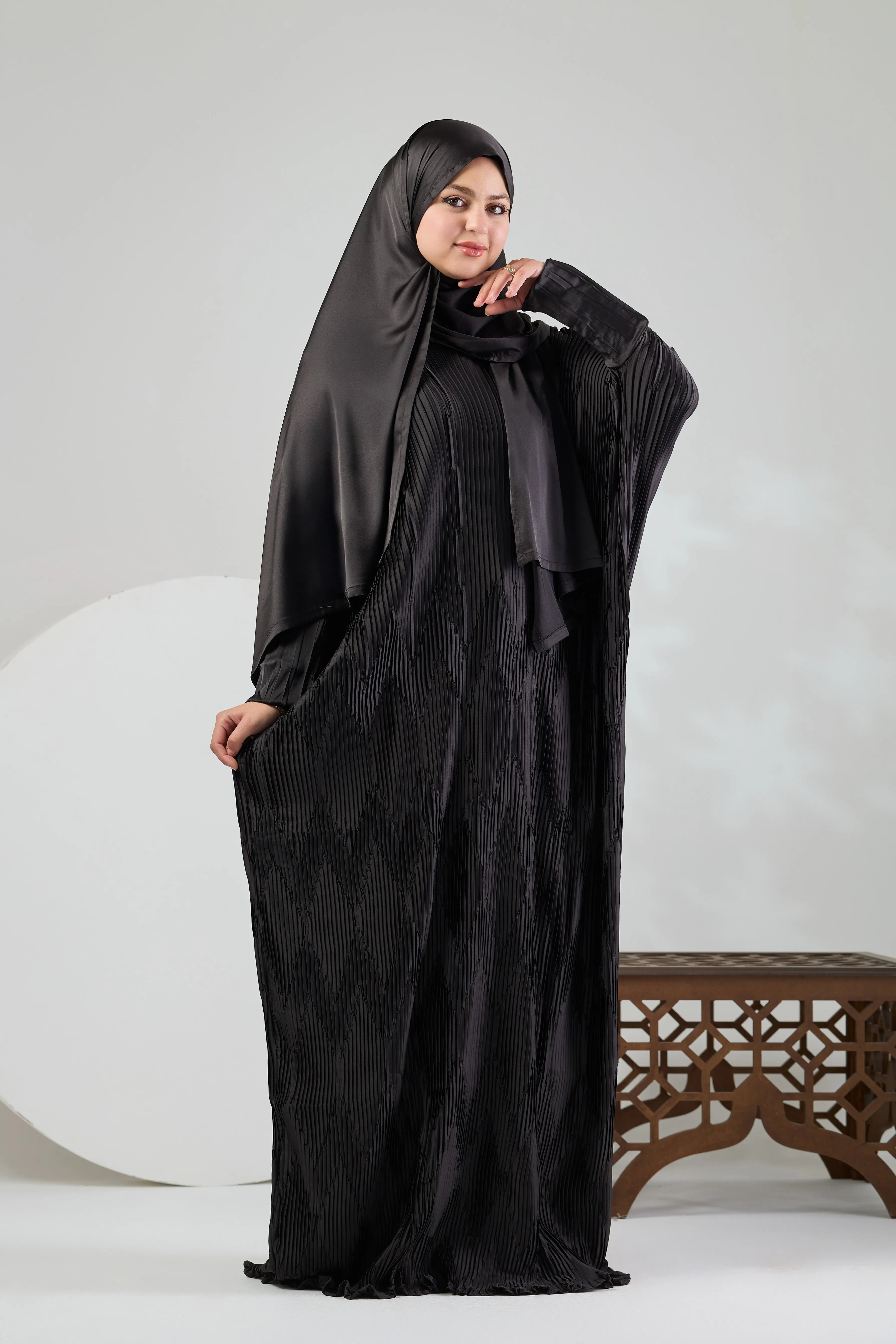 Butterfly pleated satin Black