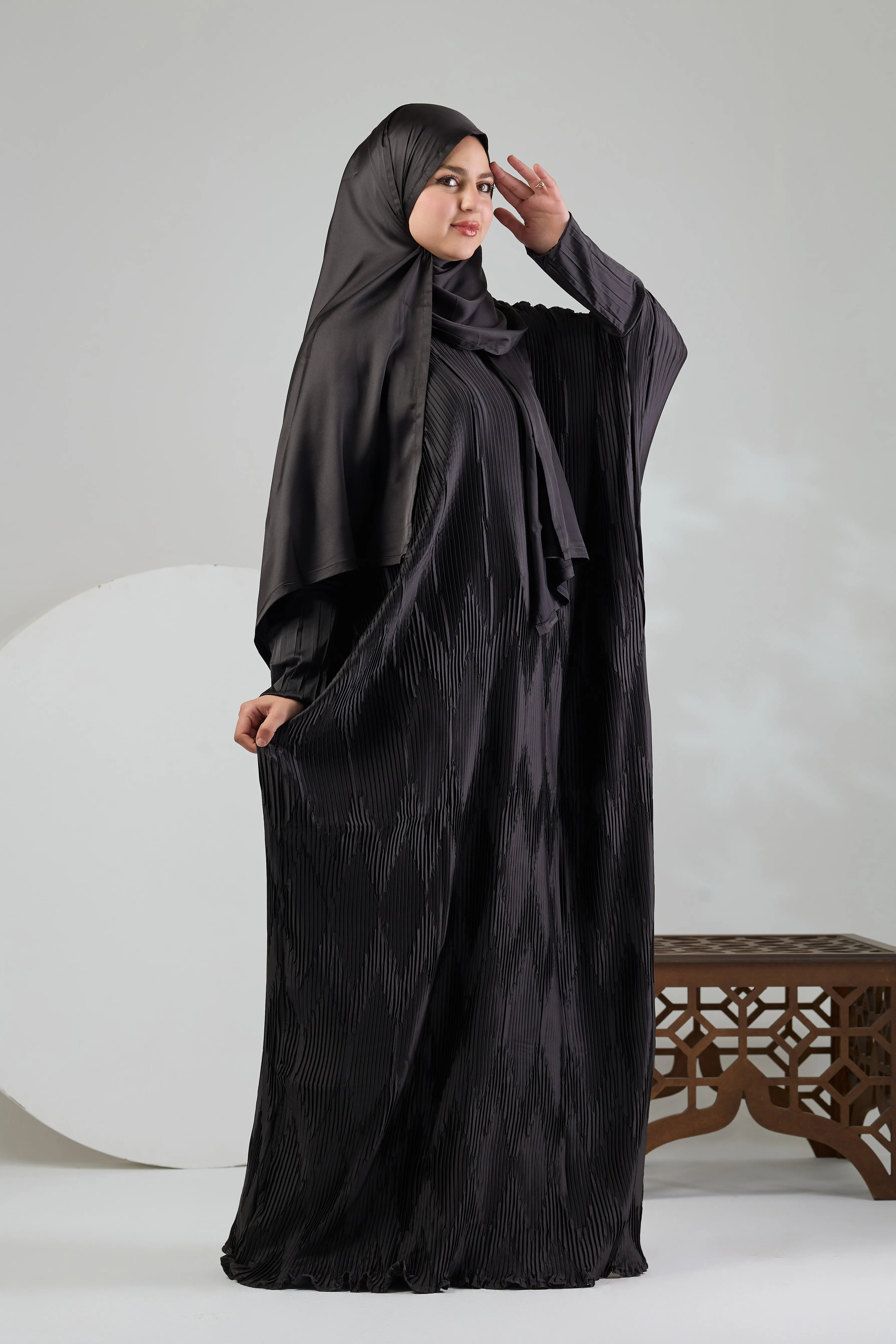 Butterfly pleated satin Black