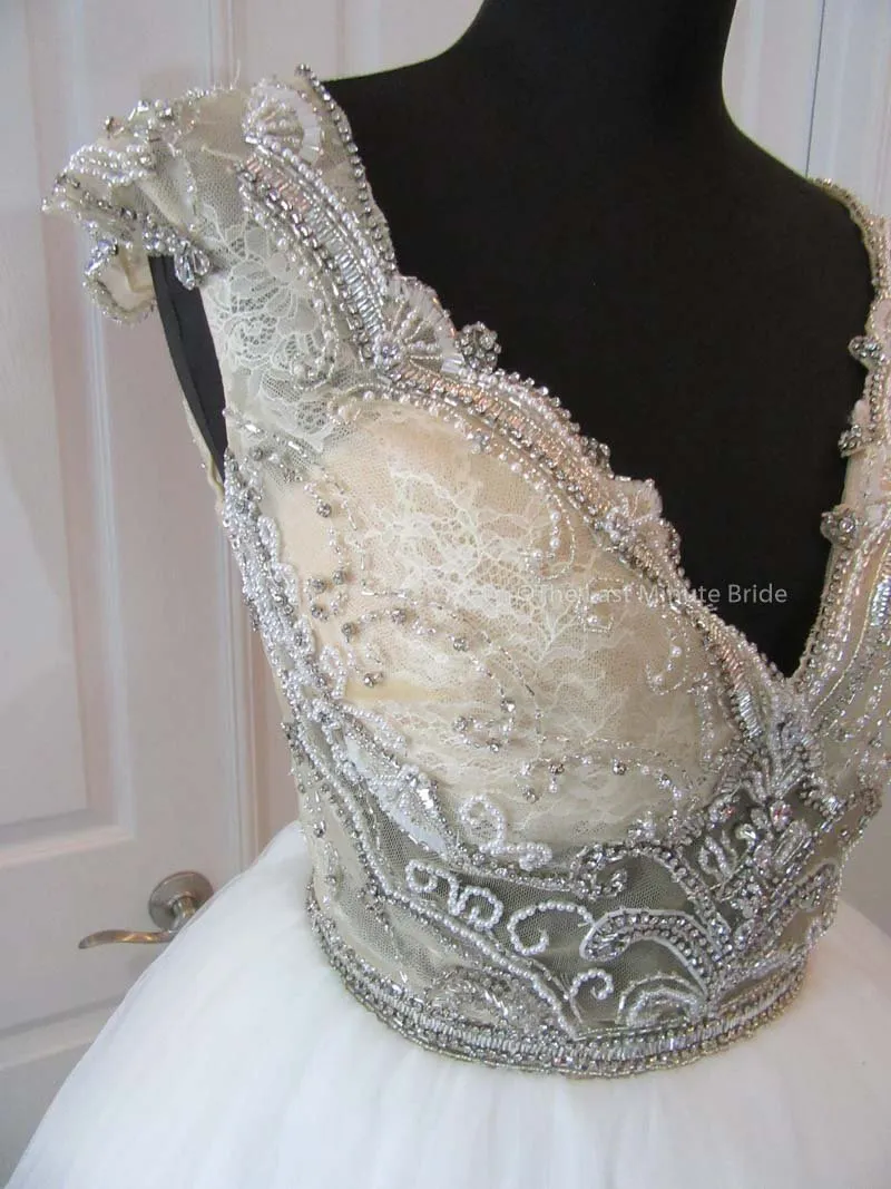 Calla Blanche Style Carrie 16242