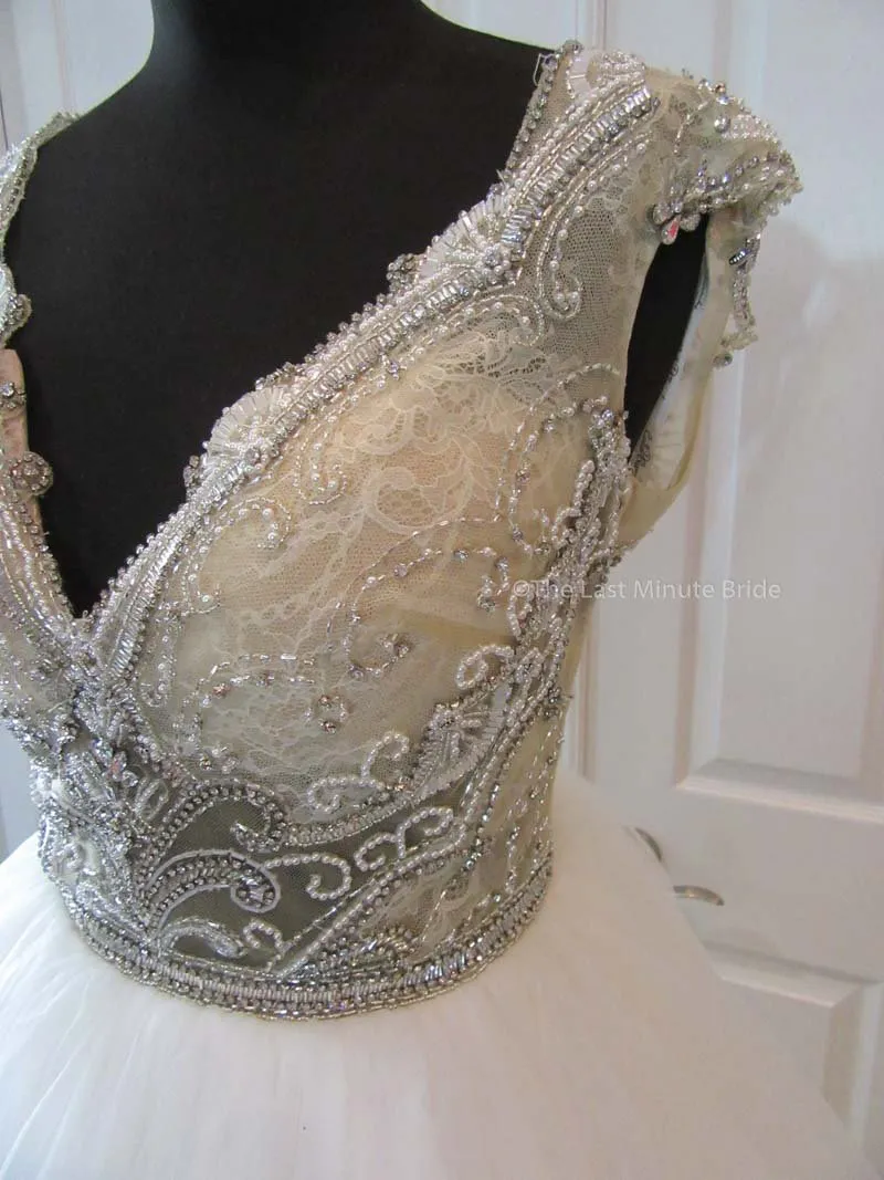 Calla Blanche Style Carrie 16242