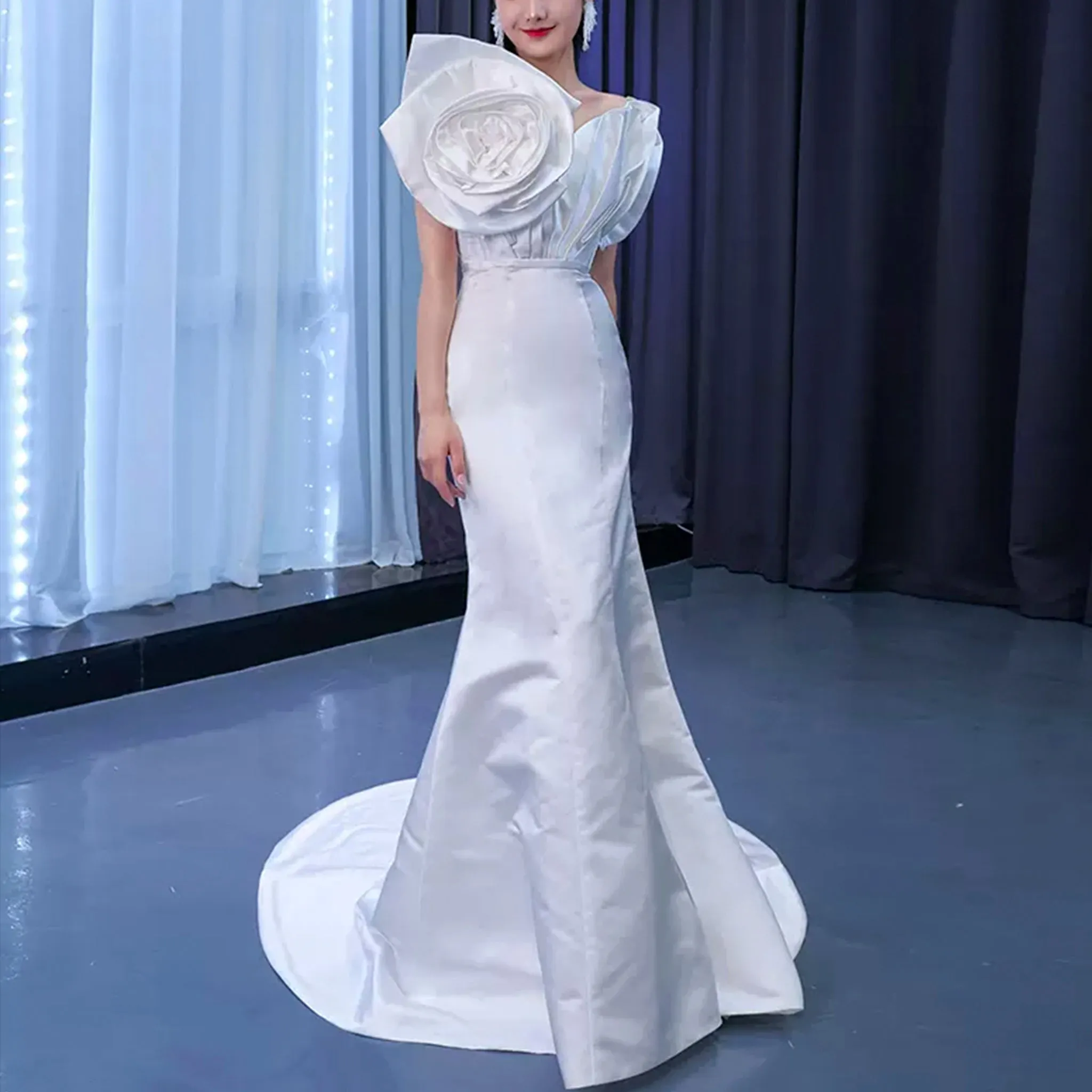 Chic Satin Wedding Dress Fit and Flare with Flowers