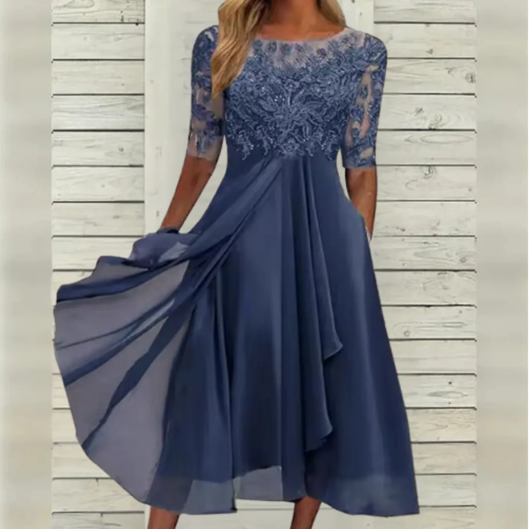 Dakota - Timeless Lace Dress