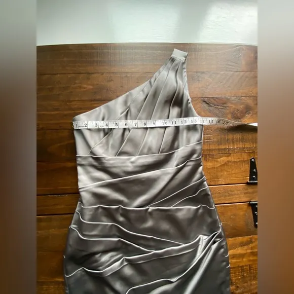 David’s Bridal Bridesmaid Prom Formal Satin Gray one shoulder sz 2 #023