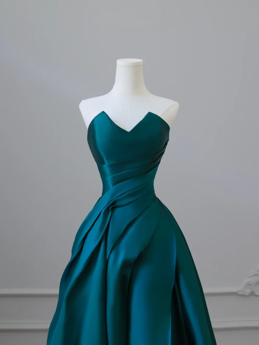 Elegant Green Strapless A-Line Satin Long Formal Evening Party Dresses, D910