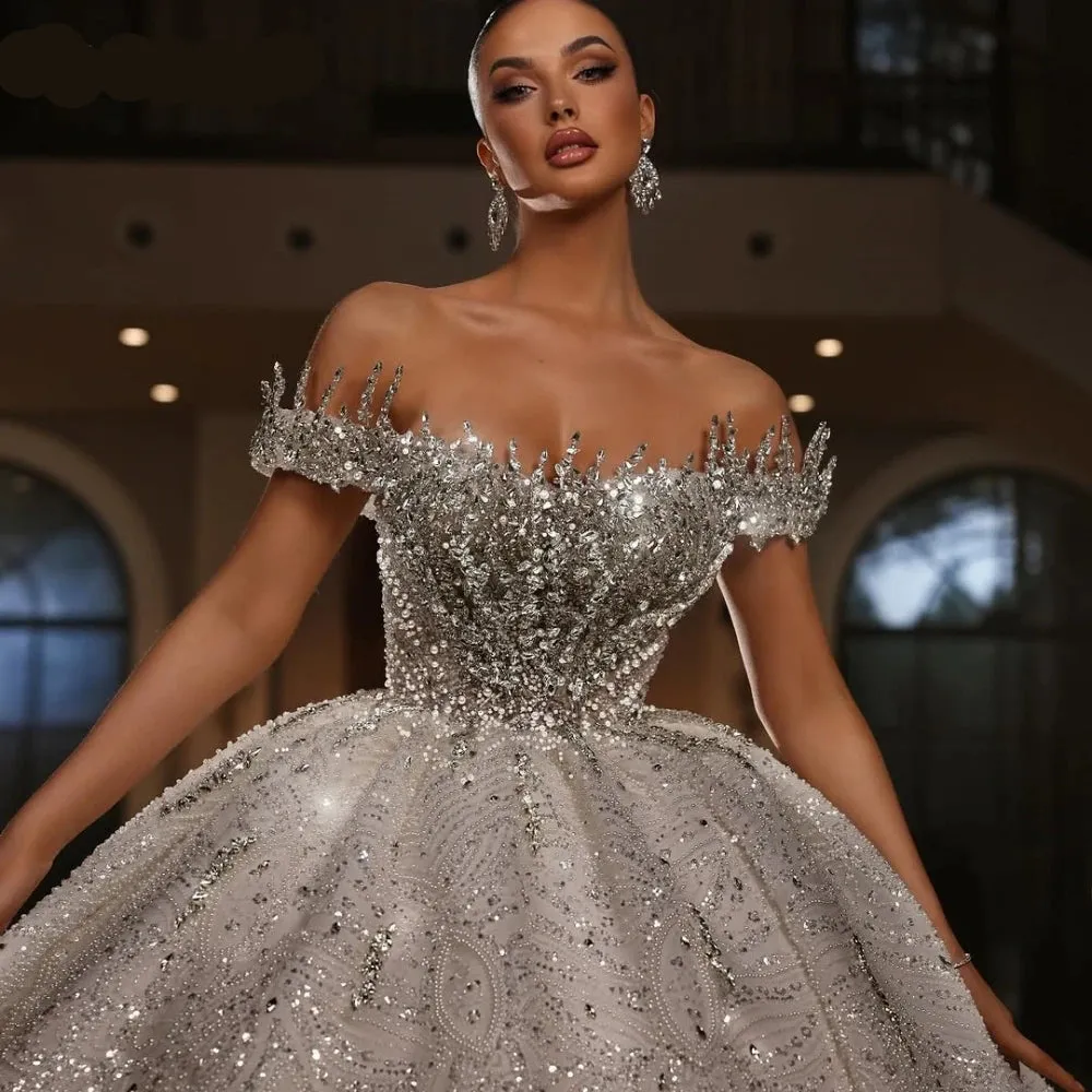 Exquisite Off-the-Shoulder Beaded Wedding Dress with Shiny Rhinestones – Custom Lace-Up Ball Gown for Brides