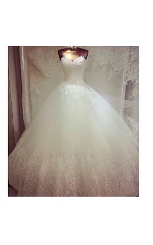 Gorgeous Sweetheart Pleated Lace Ball Gown With Court Train-BU_708758