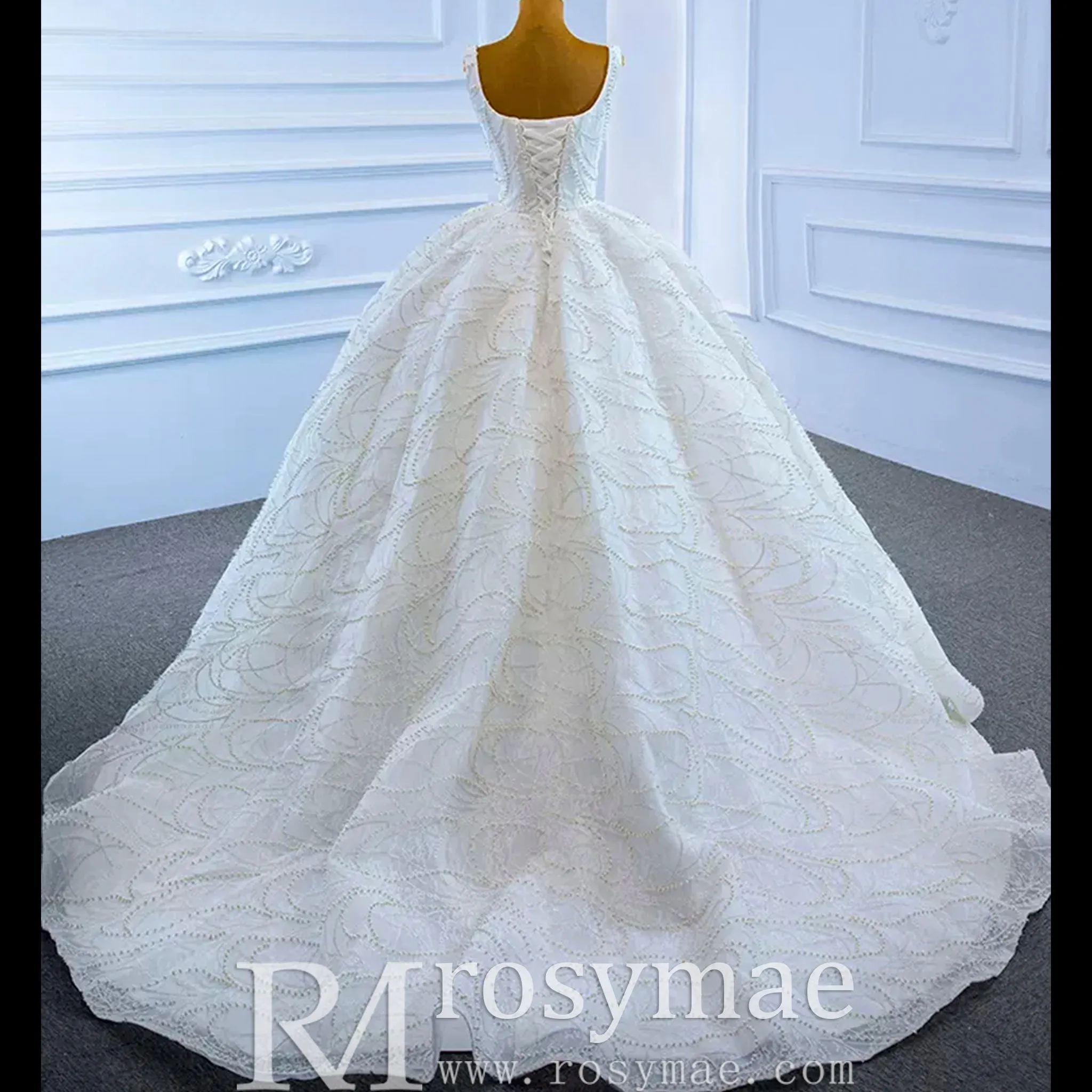 High-end Puffy Skirt Ball Gown Wedding Dress with Square Neckline