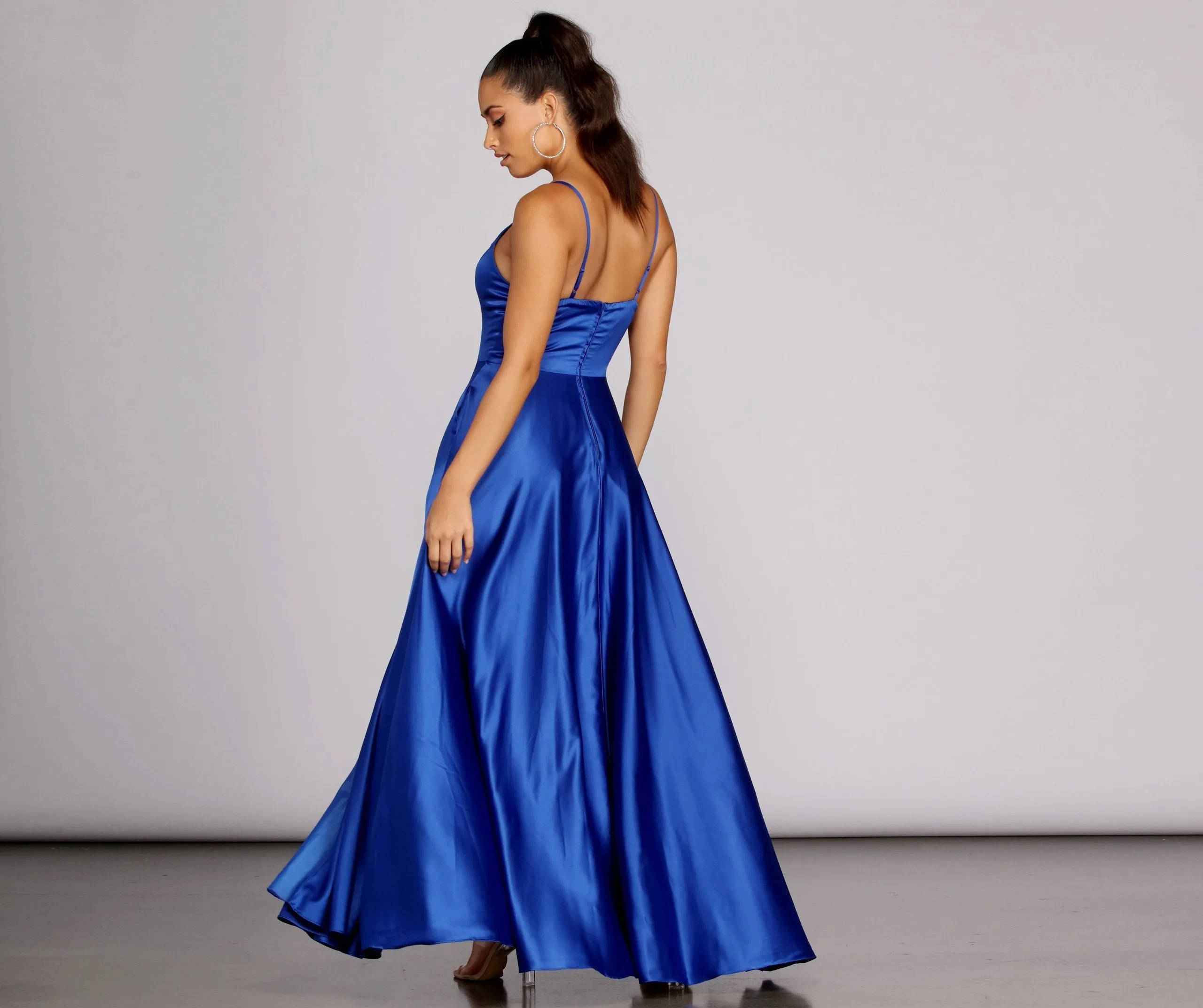 Juliet Formal Stylish High Slit Dress