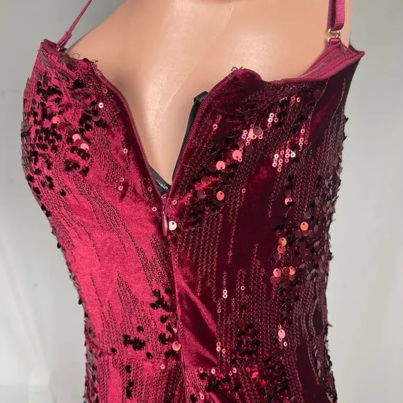 Kensie‎ one shoulder Burgundy Wine sequin cocktail dress, size 8, holiday party