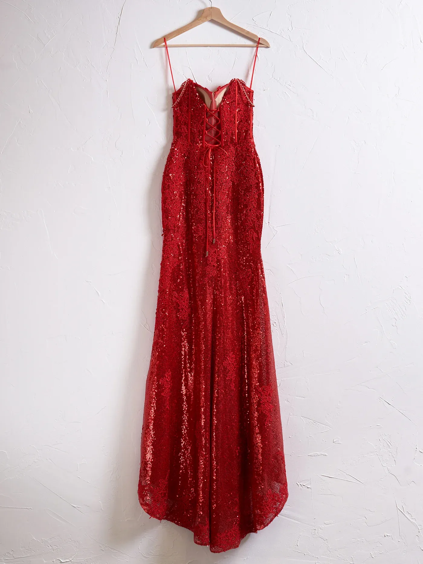 Long Mermaid Red Prom Dress 2024 Spaghetti Straps Appliques with Slit