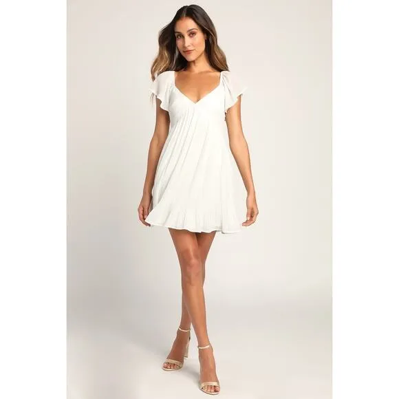 Lulus Amalfi Coast White Pleated Flutter Short Sleeve V Neck Mini Dress Size XS