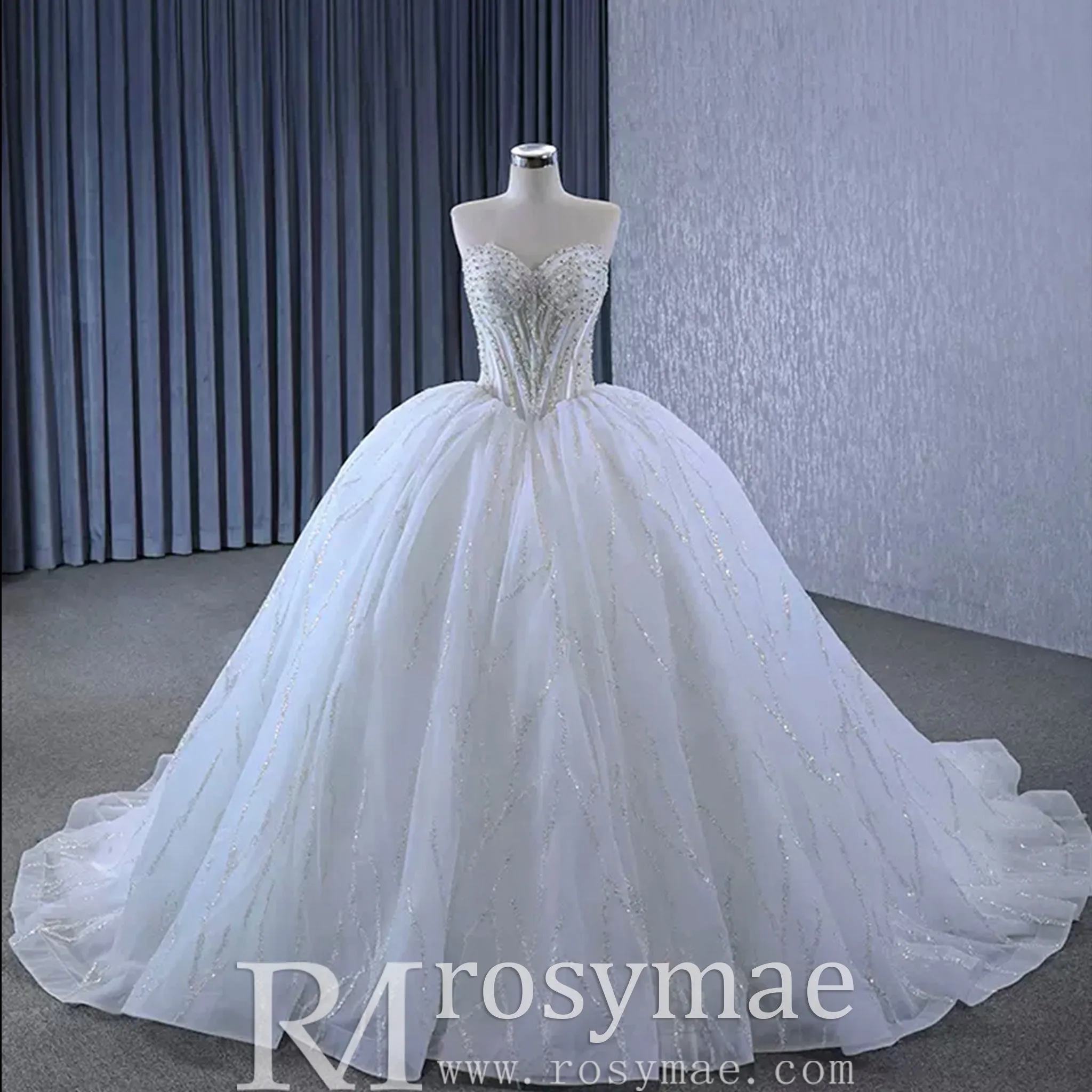 Luxury Sweetheart Neckline Ball Gown Wedding Dress Sheer Bodice