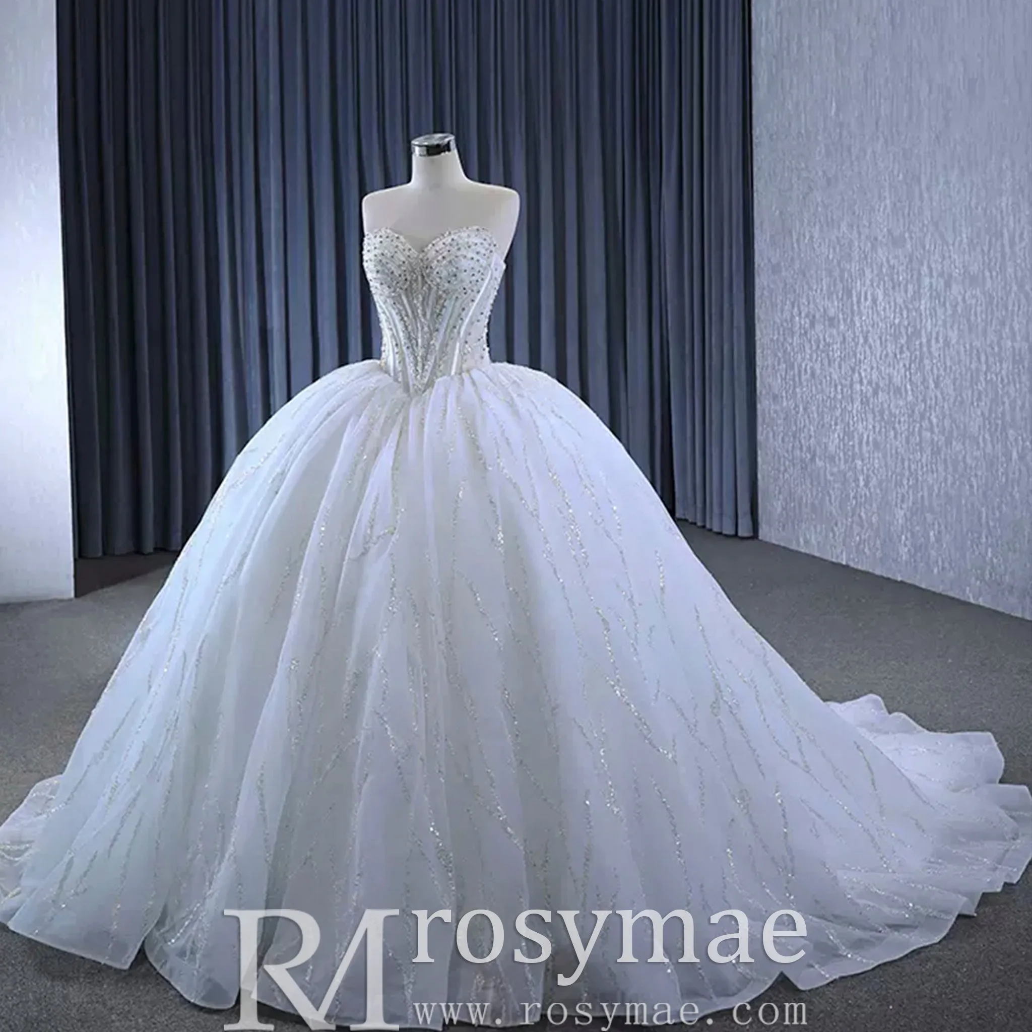 Luxury Sweetheart Neckline Ball Gown Wedding Dress Sheer Bodice