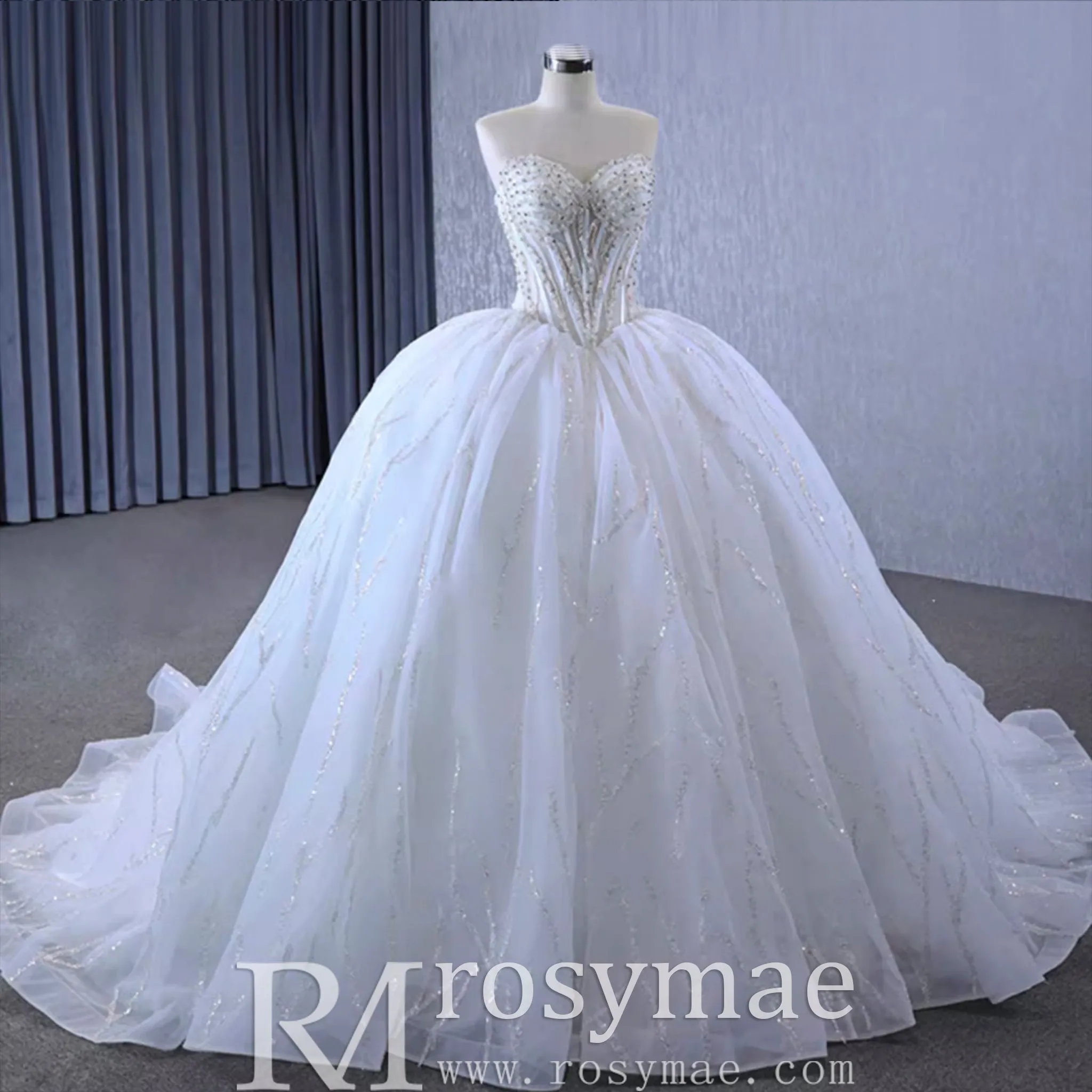 Luxury Sweetheart Neckline Ball Gown Wedding Dress Sheer Bodice