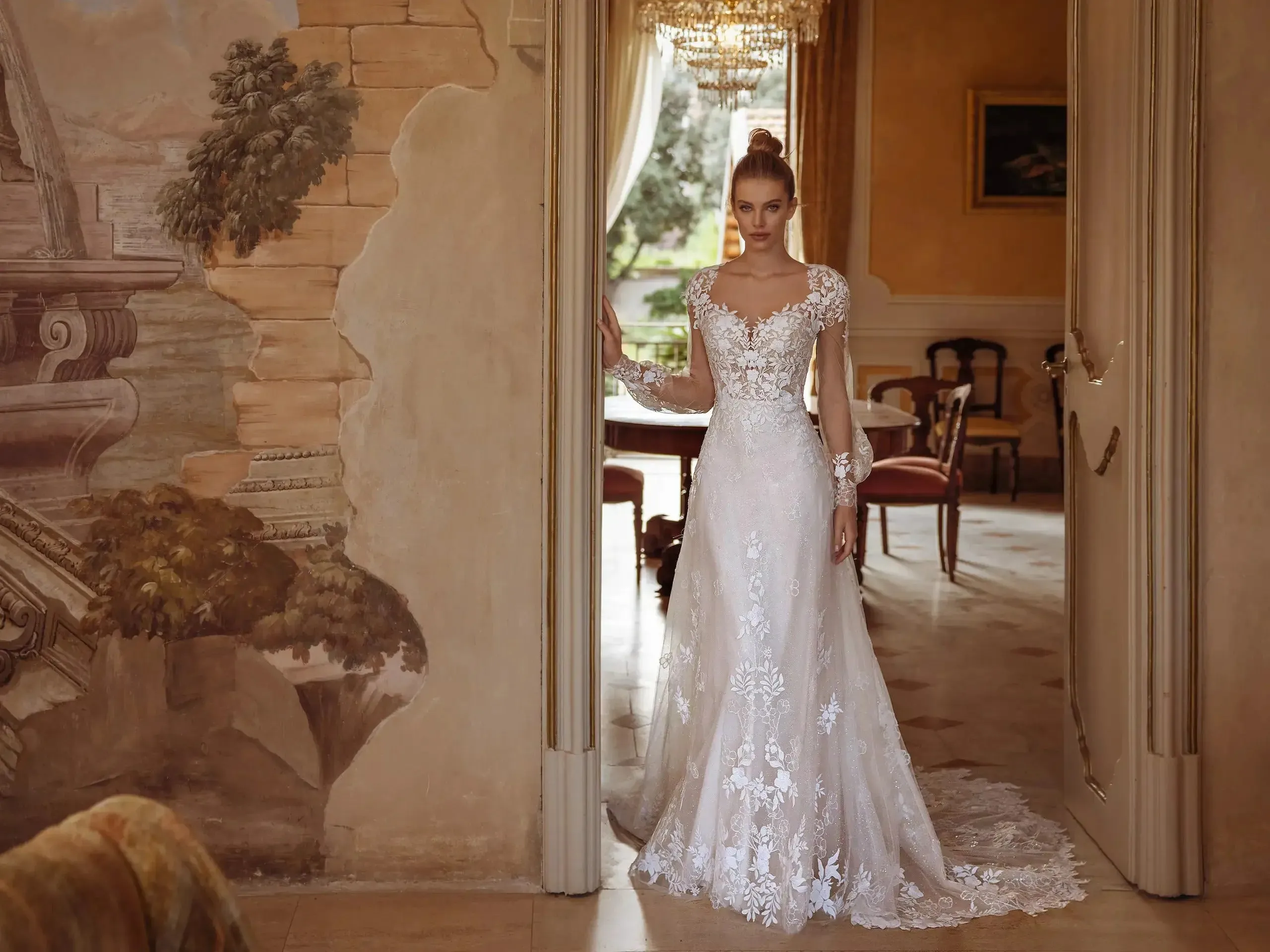 Luxury Wedding Dresses Gorgeous Bridal Gowns Lace Appliques Long Puff Sleeves Floor Length Robes Pretty Vestidos De Novia