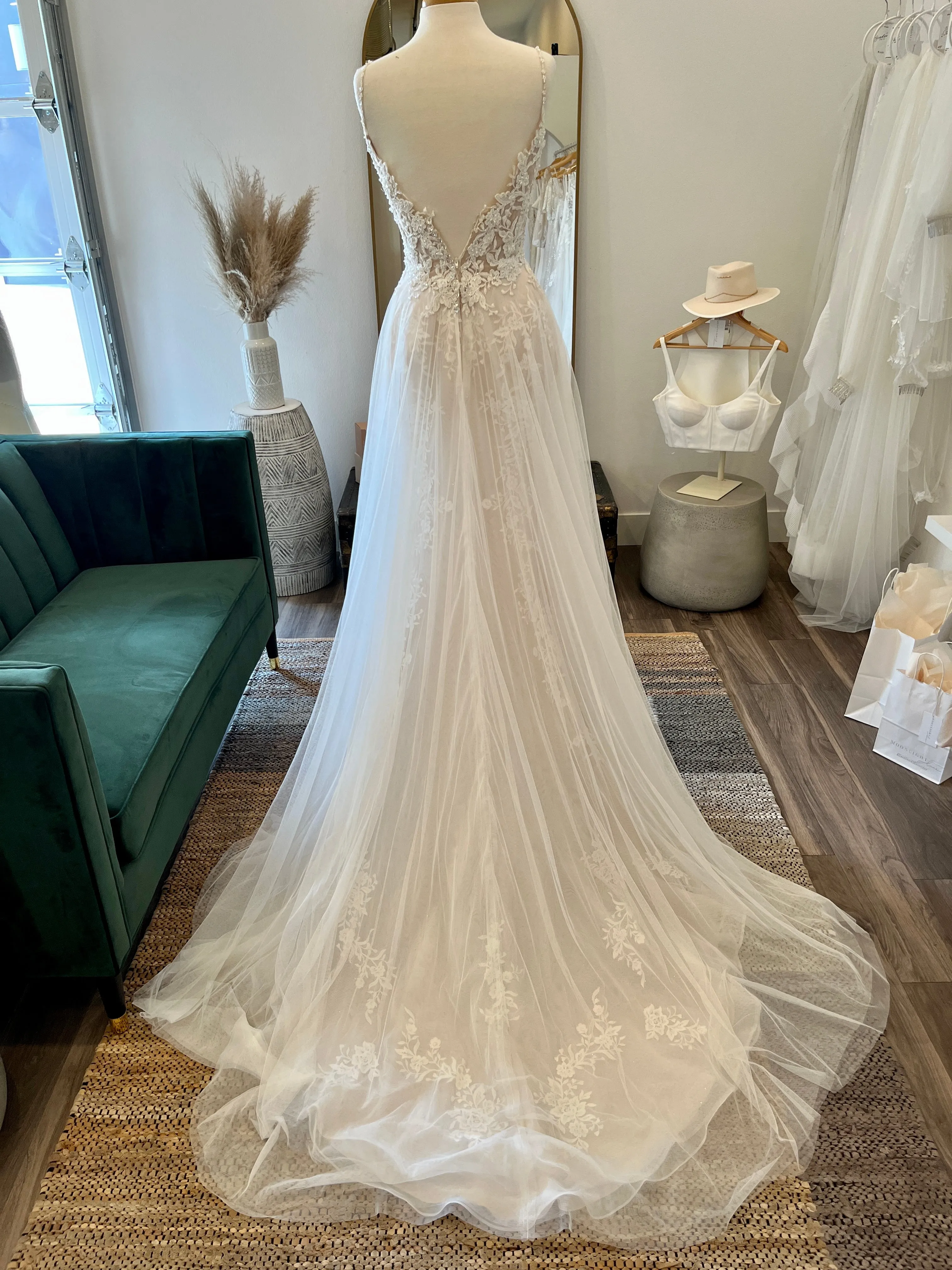 Maggie Sottero, Mandy