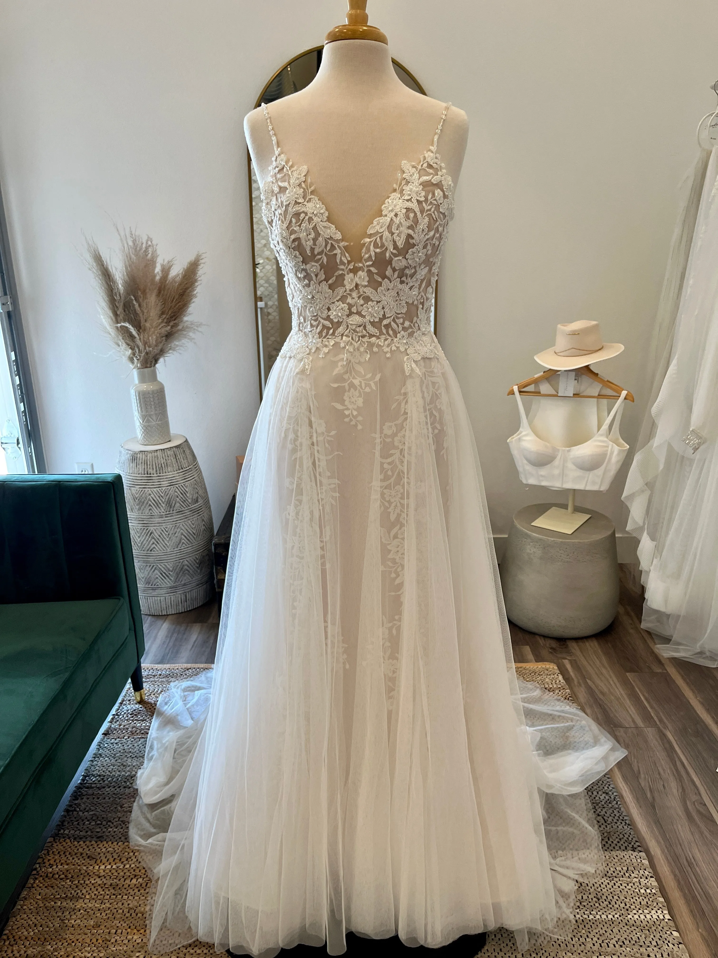 Maggie Sottero, Mandy