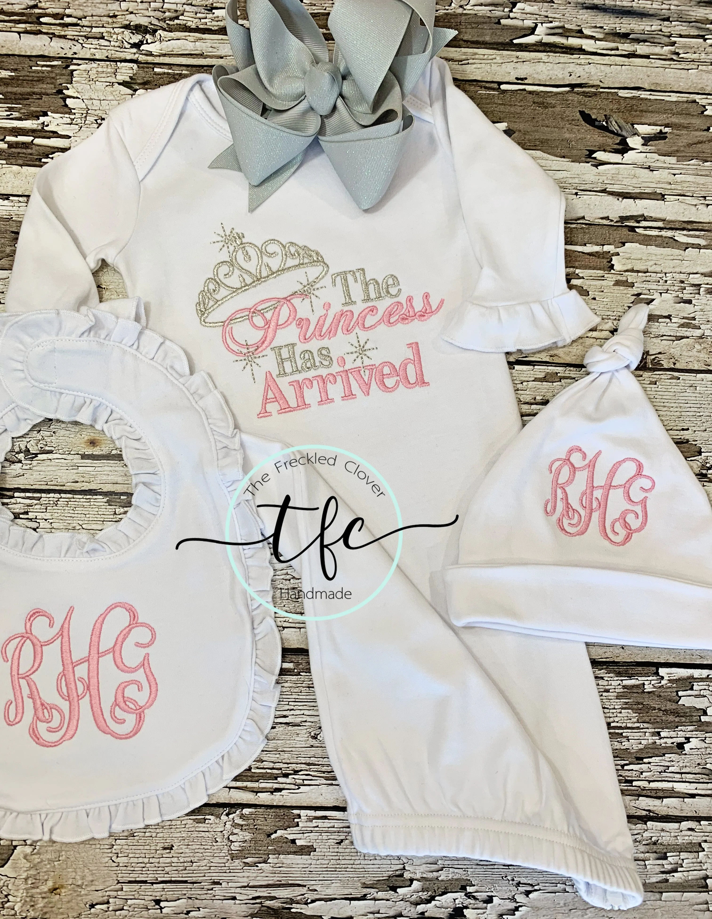 {Monogrammed Baby Bib}