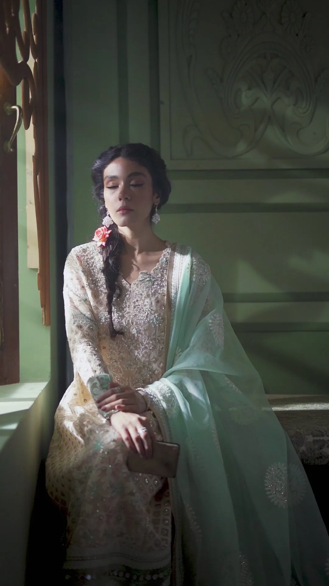 MUSHQ | Qala - Kamdaani Collection '23 | Amira
