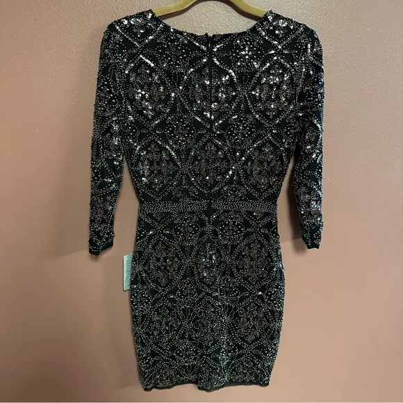 NWT Lulu’s sequin 3/4 sleeve mini cocktail dress lined size XS in black &amp; silver