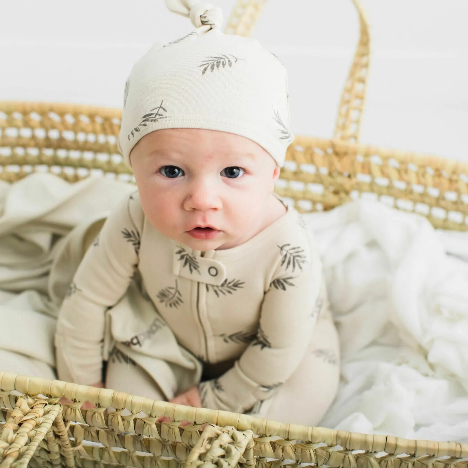 organic knot hat | stone fern
