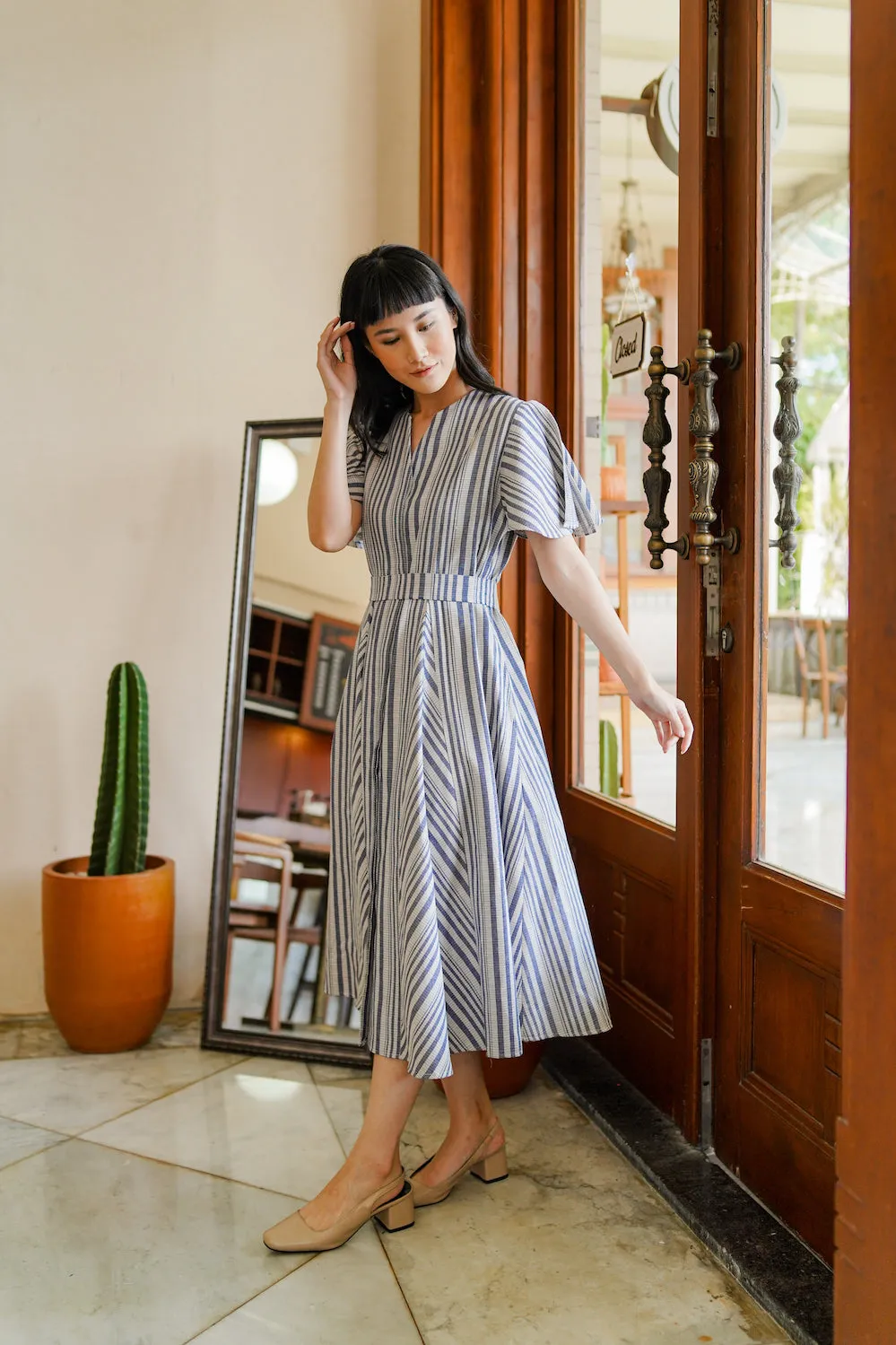 PLIEE DRESS IN BLUE VELVET