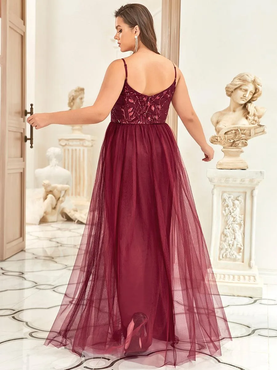 Robe mariage invitée en tulle à col en V et bretelles minces brodées au sol