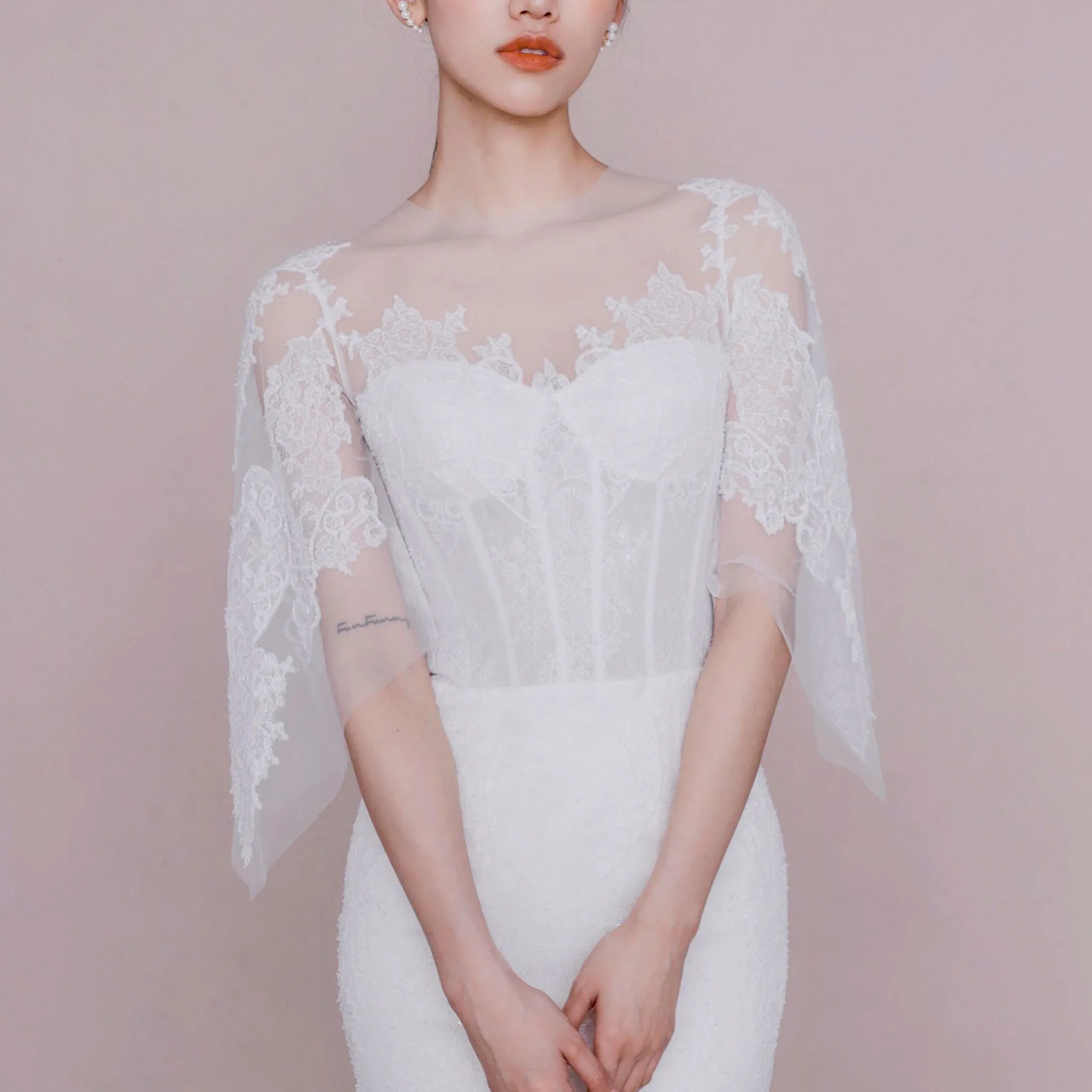 Romantic Bohemian Lace Wedding Dresses with Long Sleeve