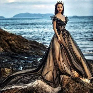 Roycebridal Gothic Black and Champagne Beach Wedding Dresses 2024 Off Shoulder Chapel Train Fairy Princess Outdoor Bride Wedding Gowns