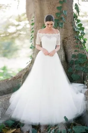 Scalloped Lace Off-the-shoulder Wedding Gown Dress with Tulle Skirt