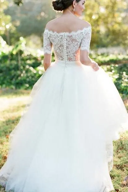 Scalloped Lace Off-the-shoulder Wedding Gown Dress with Tulle Skirt
