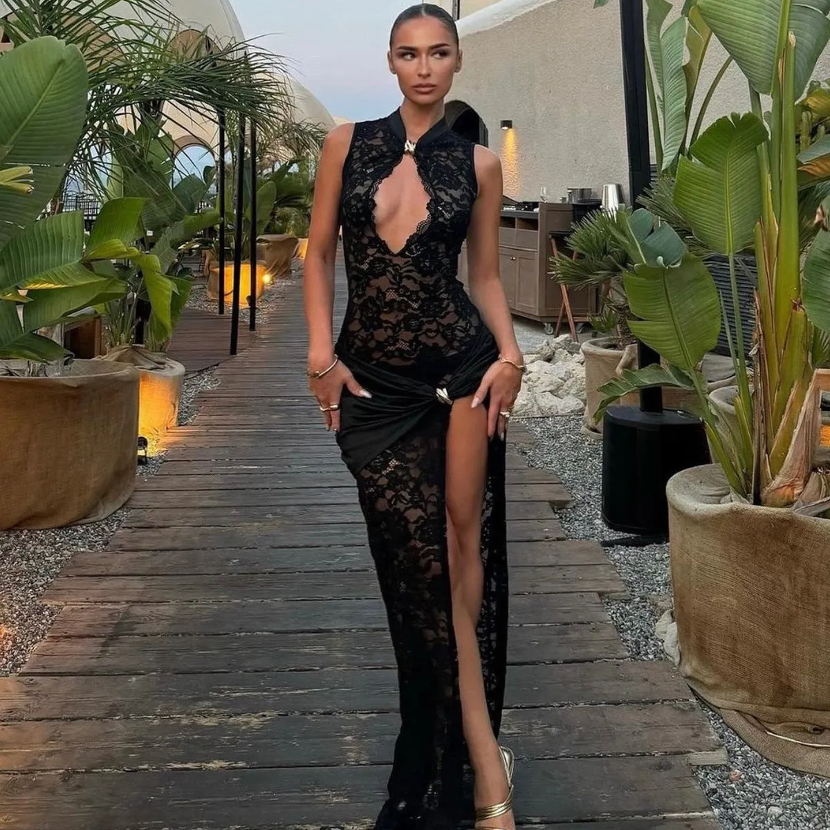 Sexy Lace Hollow High-Slit Slim Fit Sleeveless Long Dress for Bold and Alluring Evening Elegance
