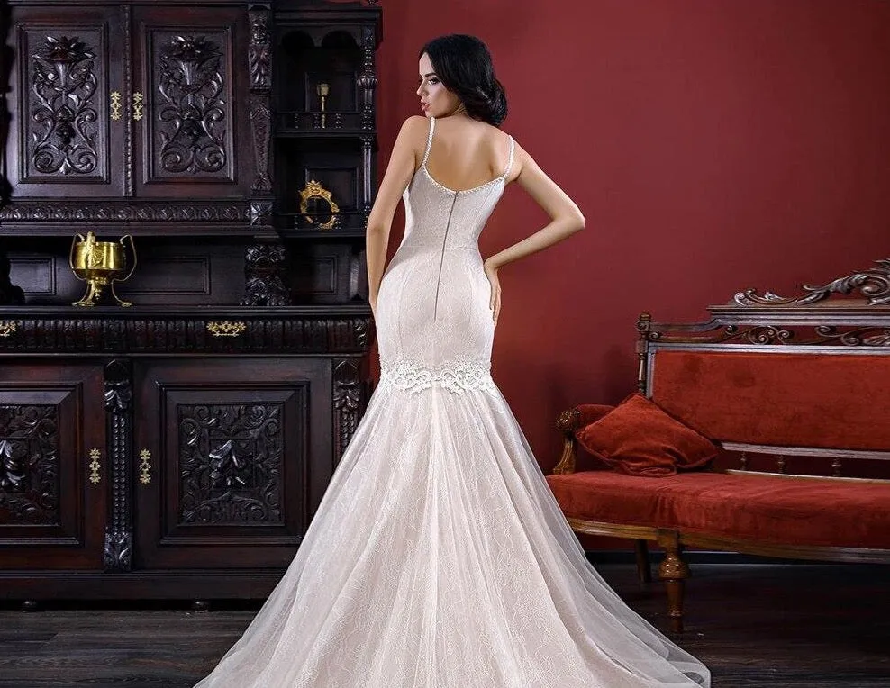 Shoulder Straps Zipper Up Trumpet Wedding Gowns