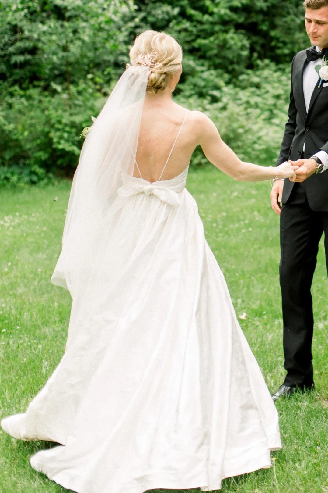 Simple Satin Bridal Gowns Dress with Spaghetti Straps