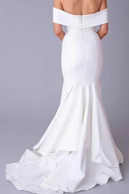 Slim-Fitting Simple Wedding Dresses for Bride 2021