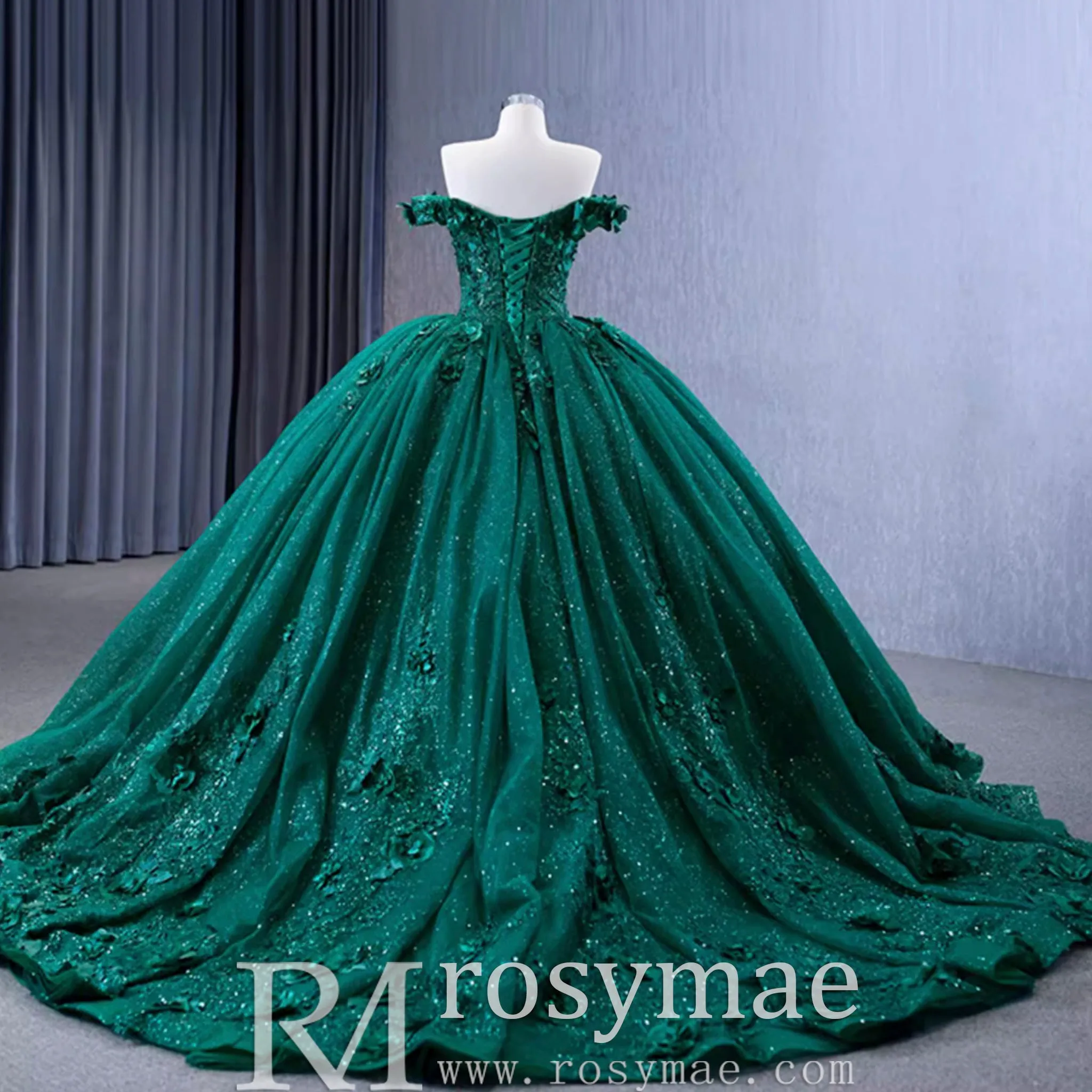 Spring Green Ball Gown Quinceanera Dress with Off the Shoulder